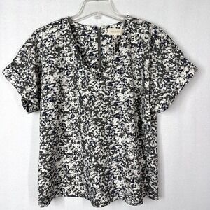 Melloday Knit Top M Short Sleeve‎ Zipper Gray Blue Abstract Dot Casual NEW